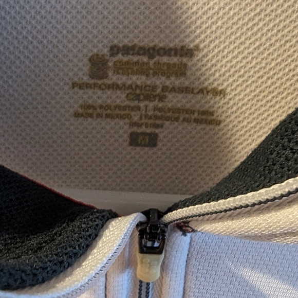 Patagonia Mens Quarter Zip up SZ M - Picture 4 of 4